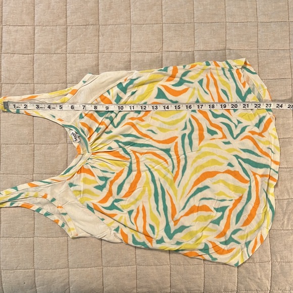 Splendid Multi-colored Tank - Picture 4 of 6